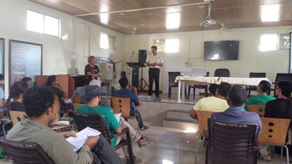 Naturalists in classroom